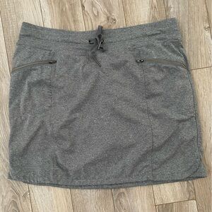 Women’s Grey Tangerine Brand Skort size XXL (12-14)